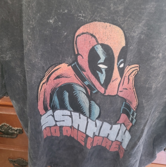 Deadpool tshirt - Picture 5 of 5